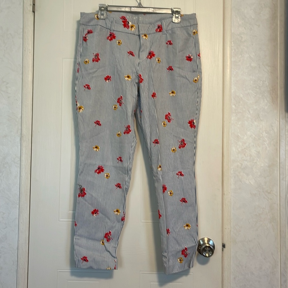 Old Navy Pixie pants size 12 Blue and White striped with flowers.  Ankle pants